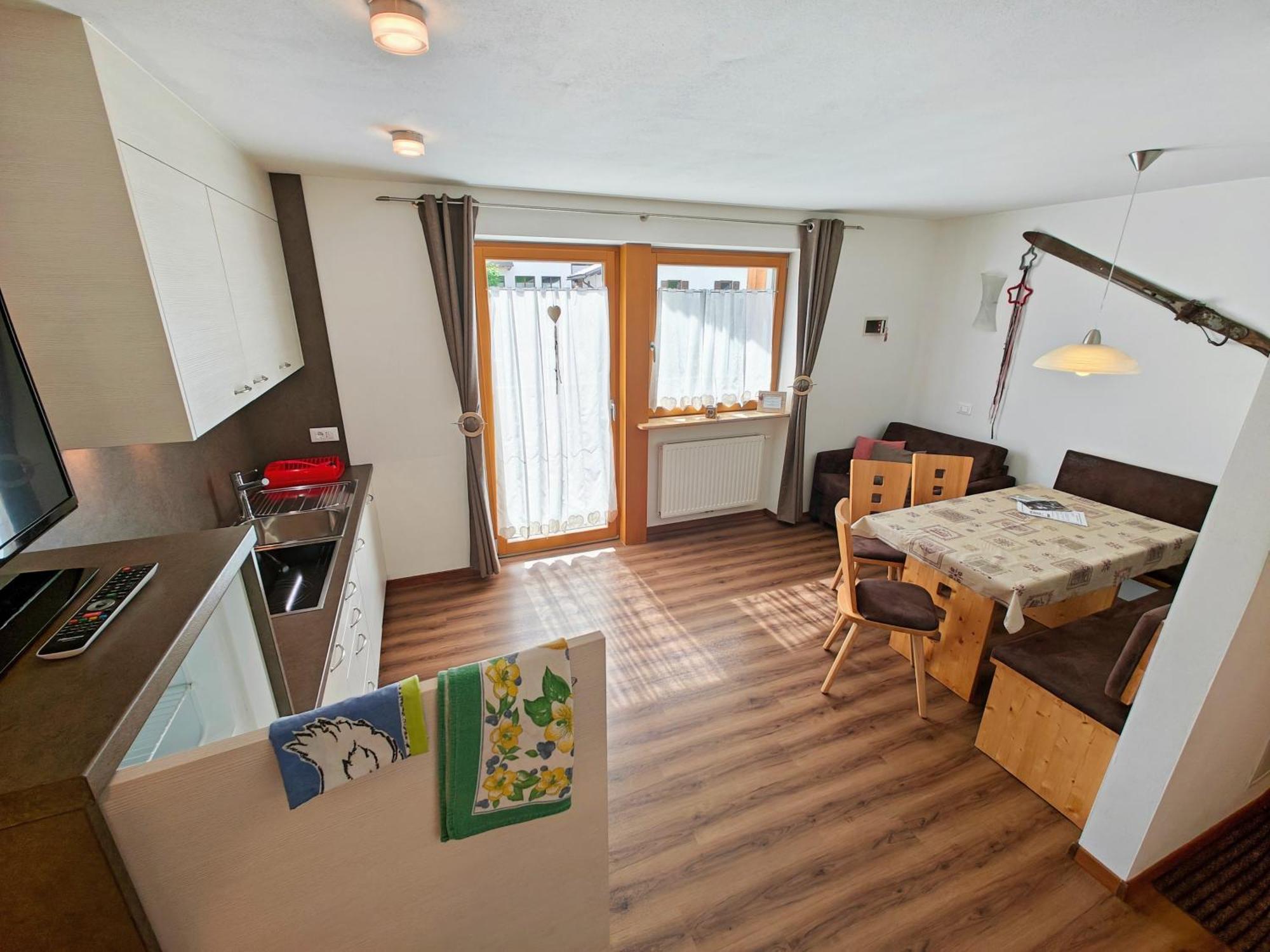 Apartments Brunella Ла Вилла Экстерьер фото